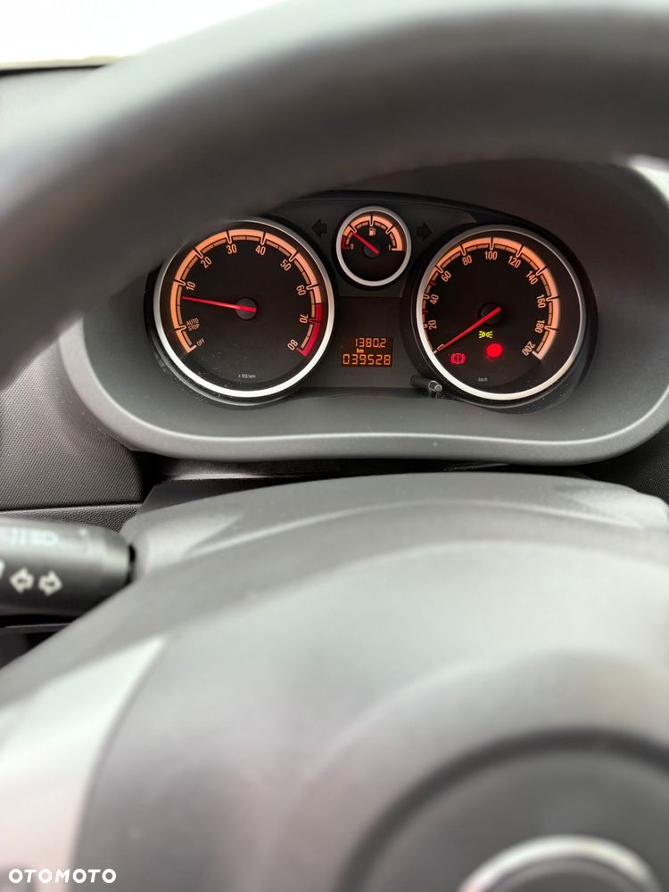 Opel Corsa 1.2 16V Edition / Active - 16