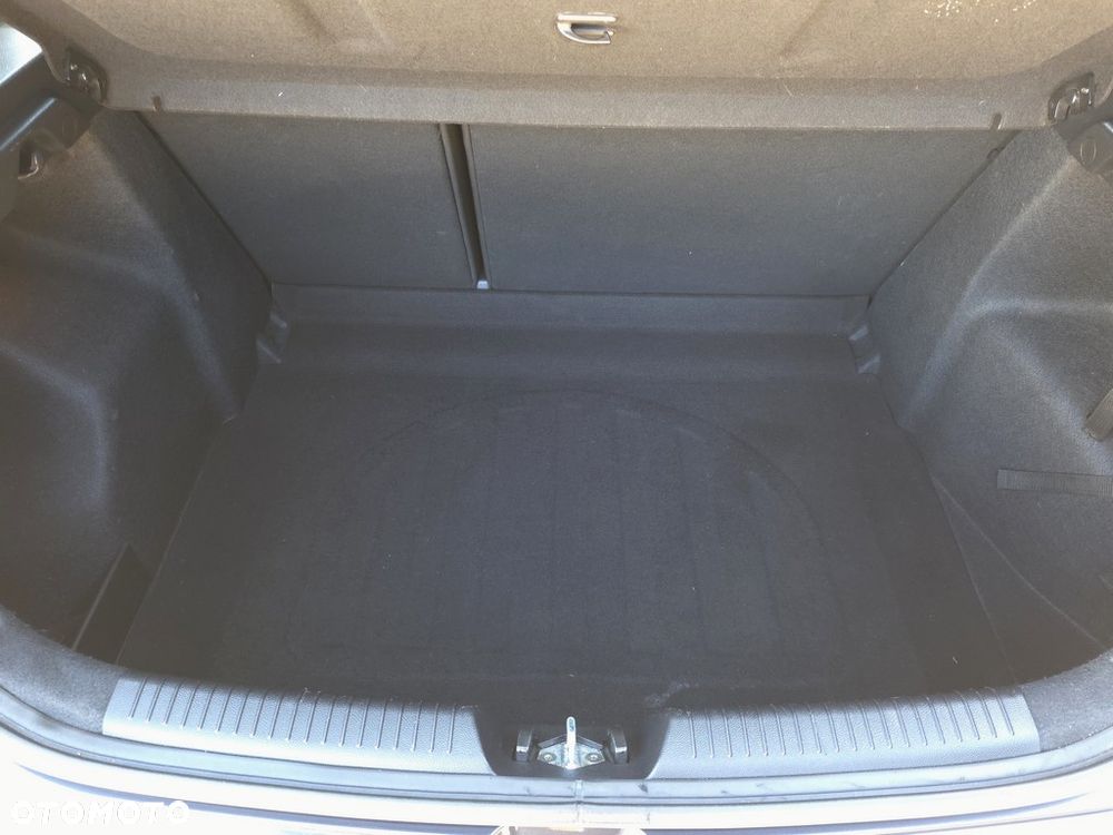 Kia Ceed 1.4 L Business Line - 37