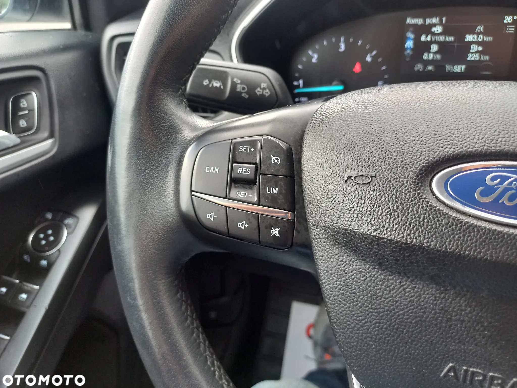 Ford Focus 1.5 EcoBlue Start-Stopp-System TITANIUM - 23
