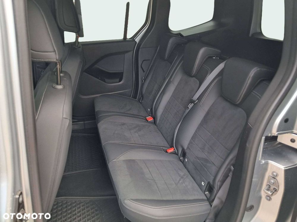 Mercedes-Benz Klasa T 180 d Style - 12
