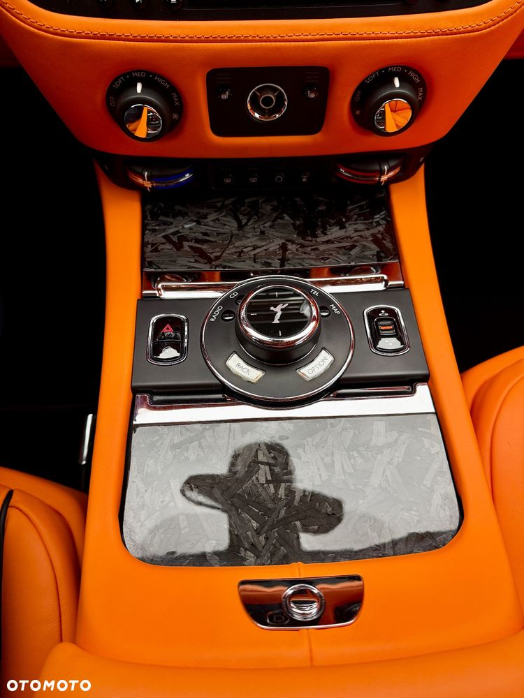 Rolls-Royce Wraith Black Badge - 28