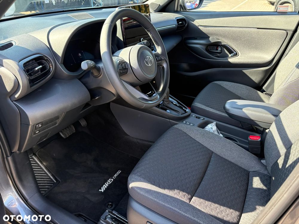 Toyota Yaris Cross - 8