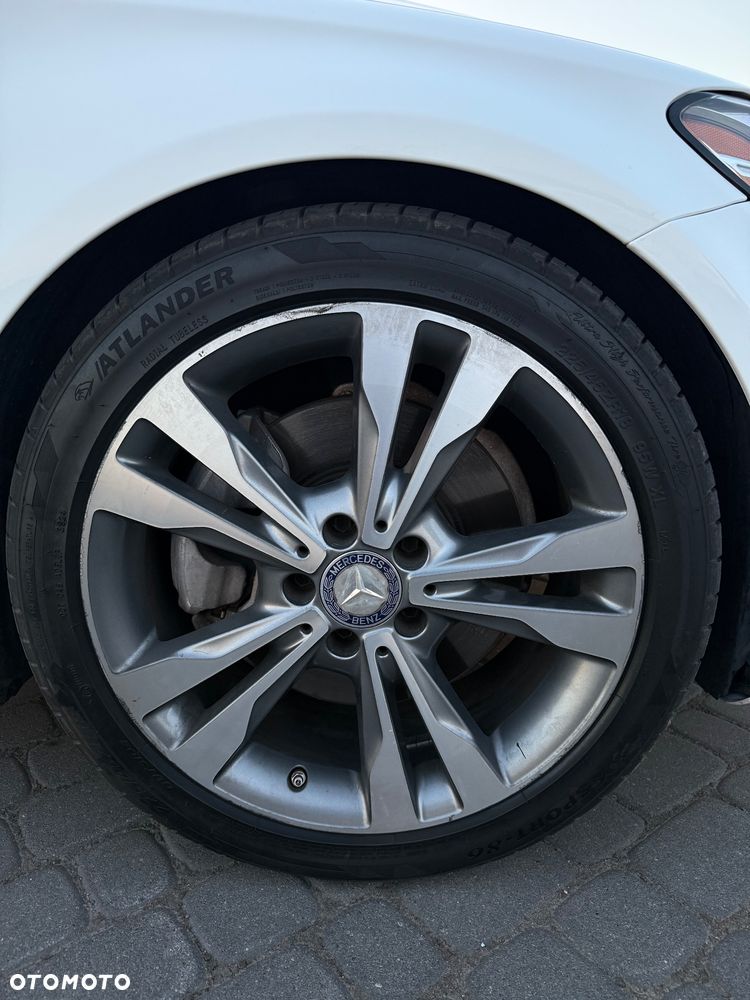 Mercedes-Benz Klasa C 300 7G-TRONIC Avantgarde - 14
