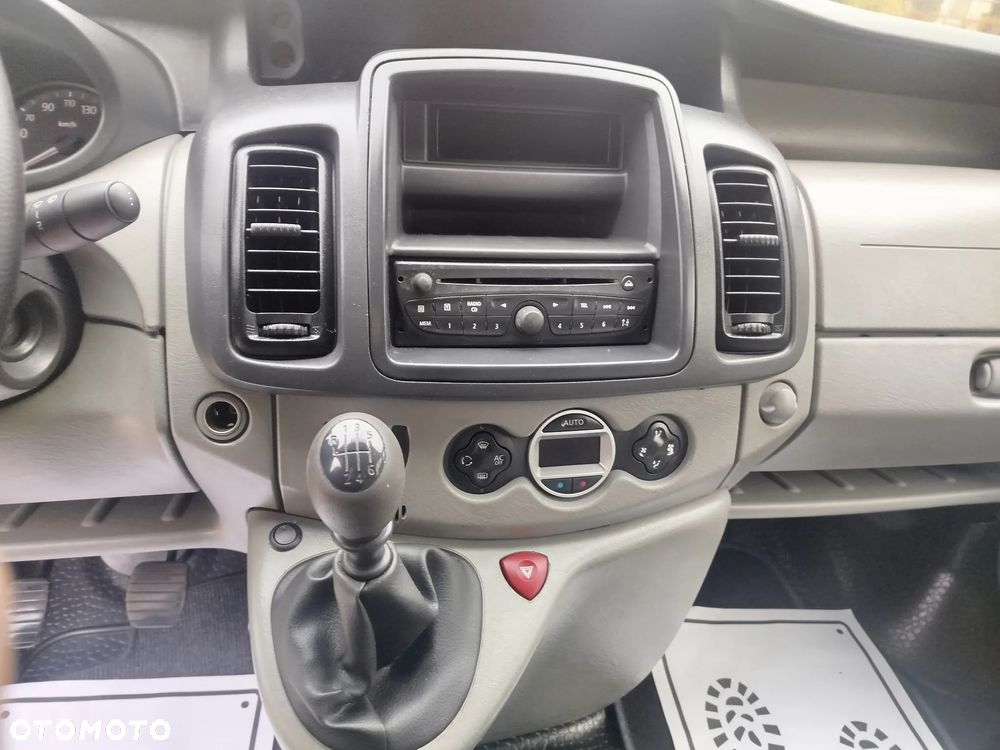 Renault Trafic - 21