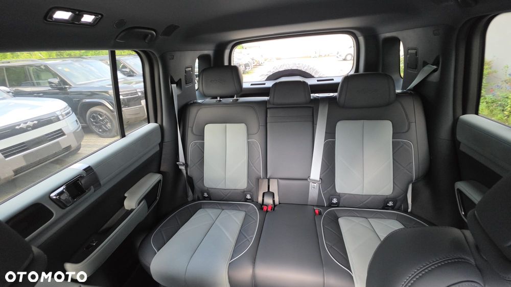 BYD Leopard 5 - 18