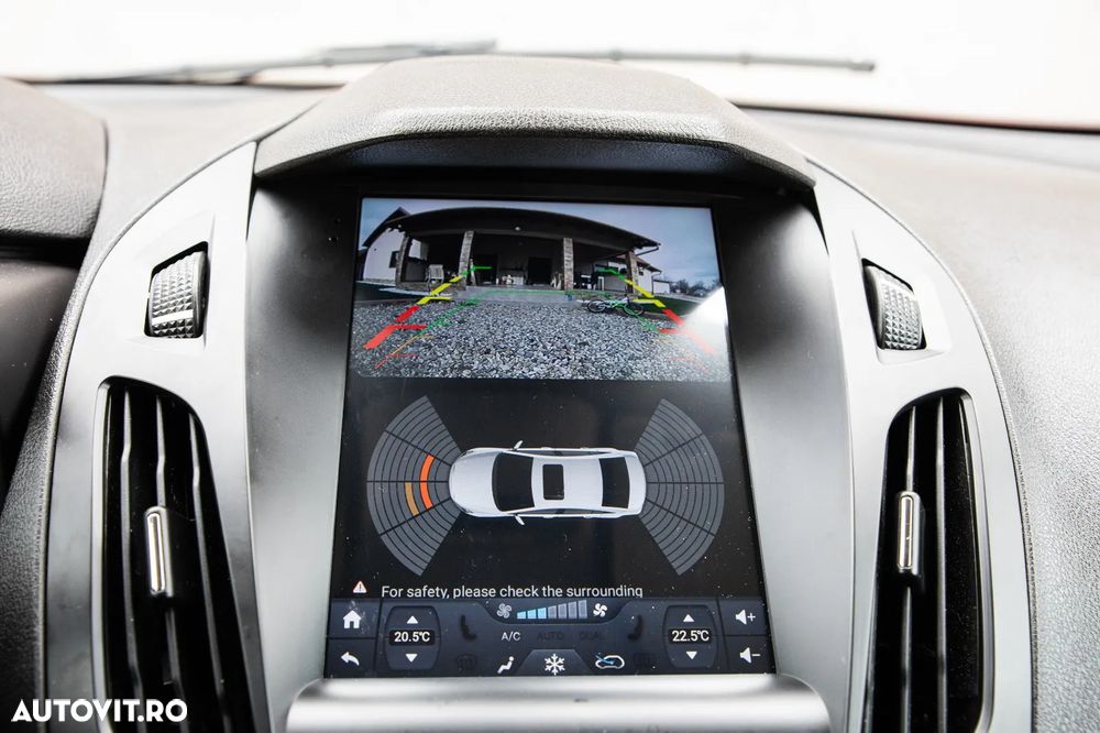 Ford Tourneo Connect 1.5 TDCi LWB (L2) Titanium - 13