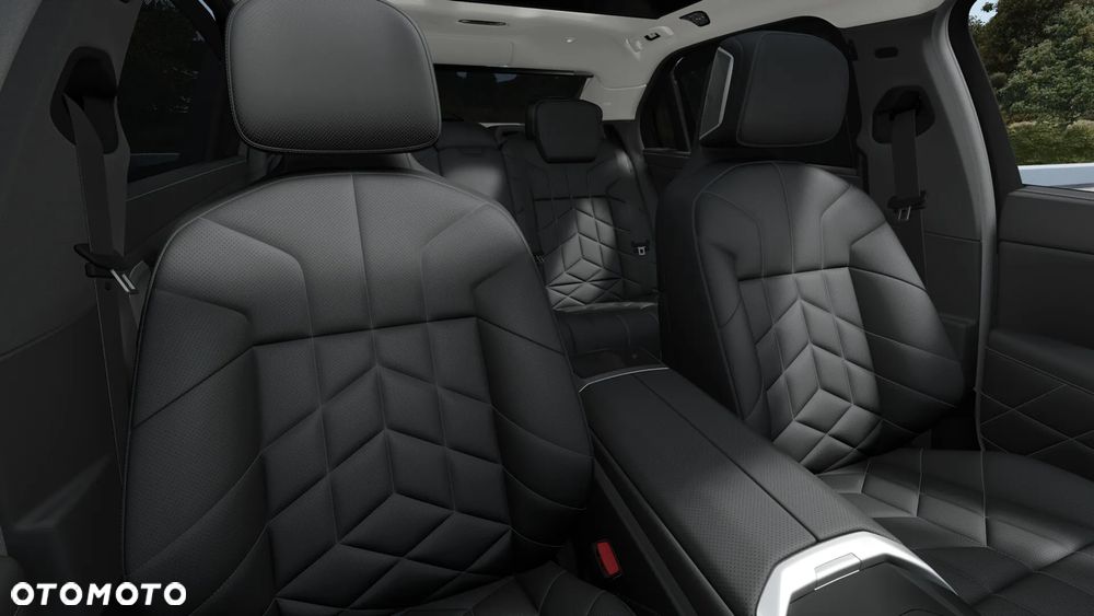 BMW Seria 7 740 xDrive - 13