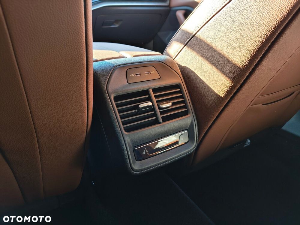 Skoda Superb 2.0 TDI SCR 4x4 L&K DSG - 22