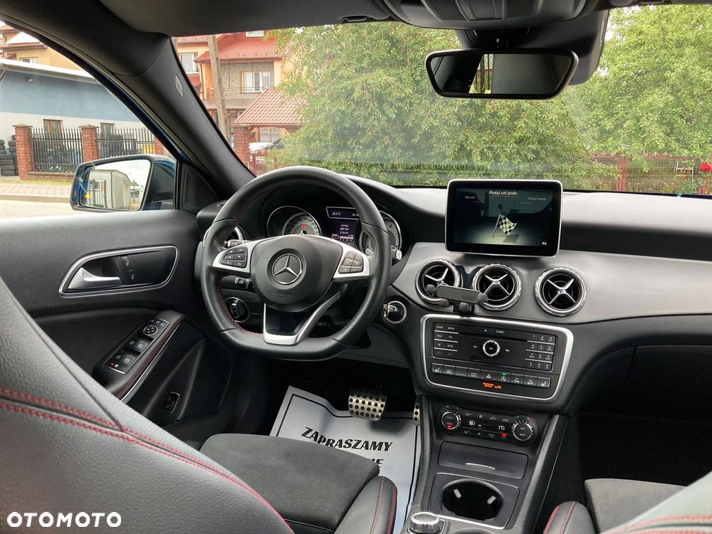 Mercedes-Benz GLA 250 7G-DCT AMG Line - 18