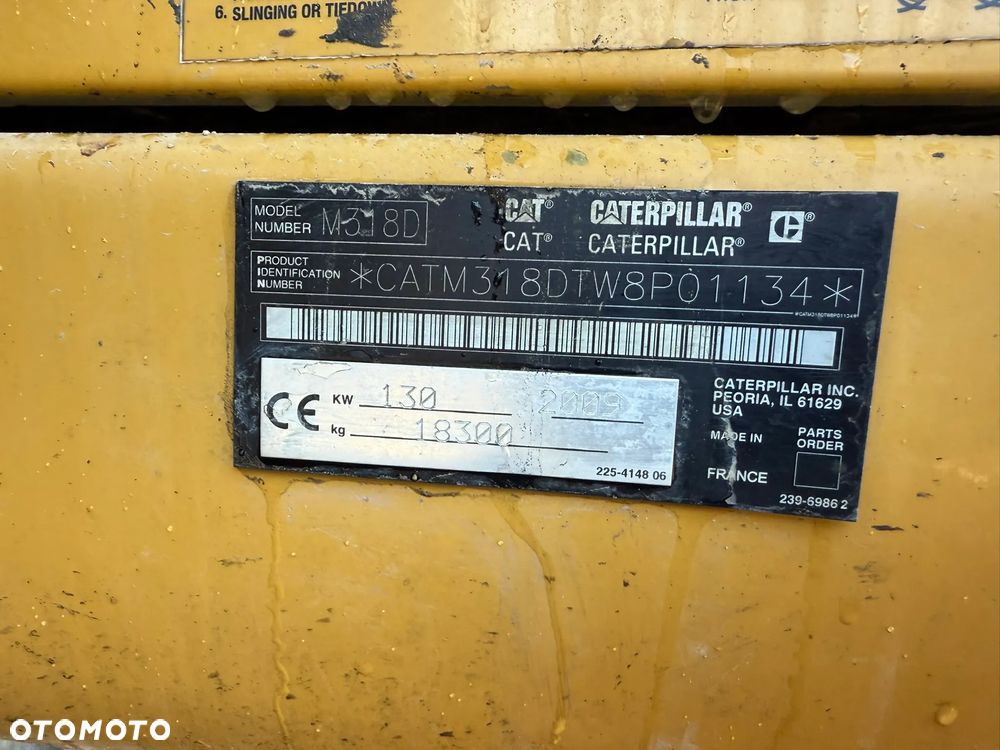 Caterpillar CAT 318 D - 8