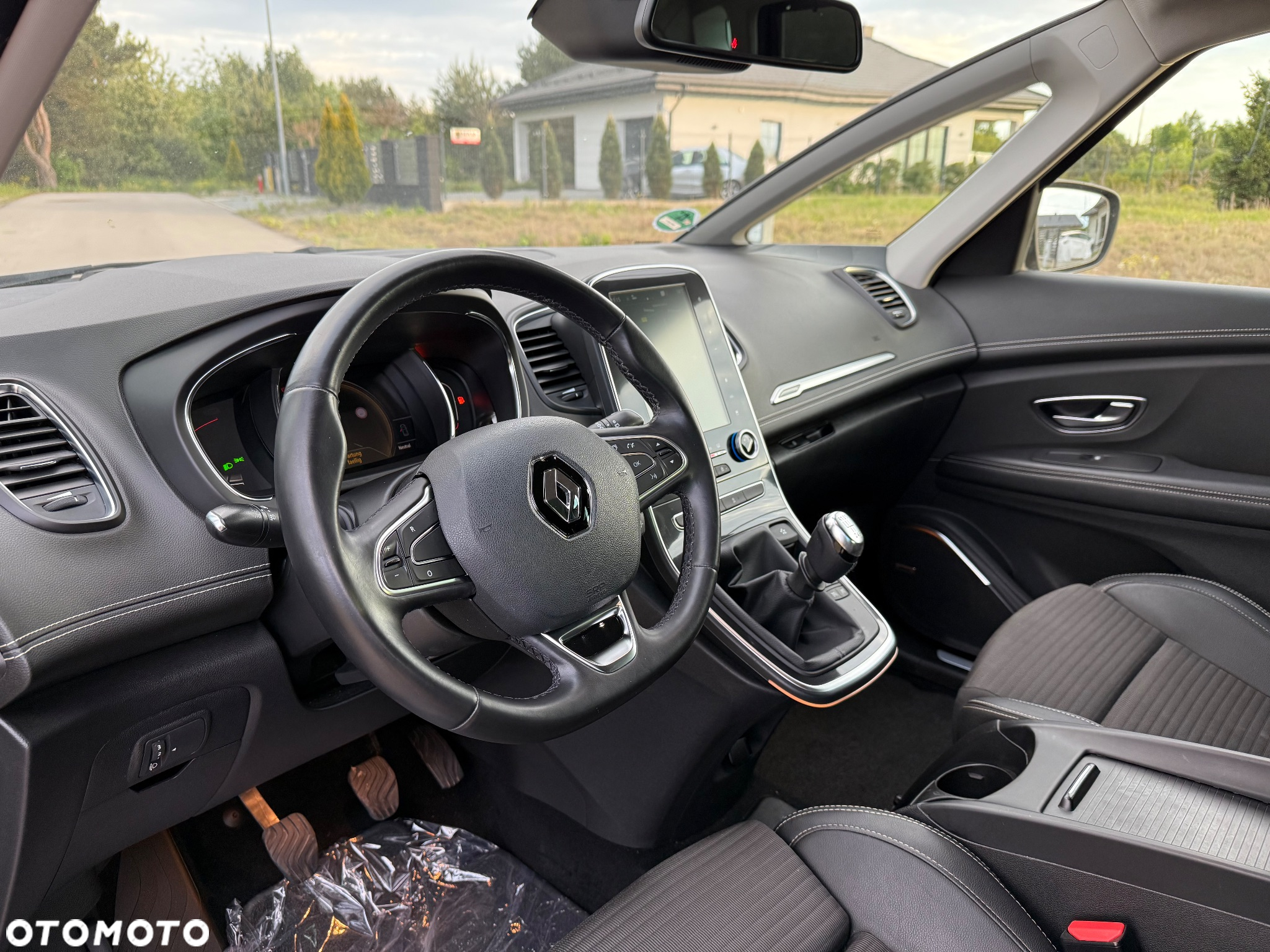 Renault Scenic ENERGY TCe 130 S&S Bose Edition - 23