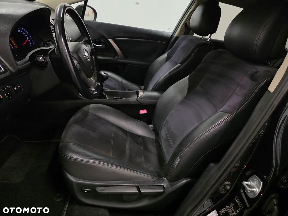 Toyota Avensis 2.0 D-4D Sol Premium - 7