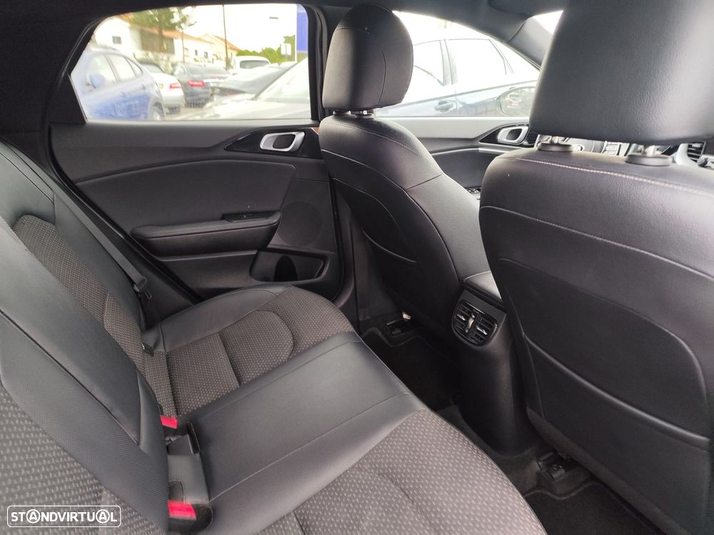 Kia XCeed 1.0 T-GDI Dynamic - 13