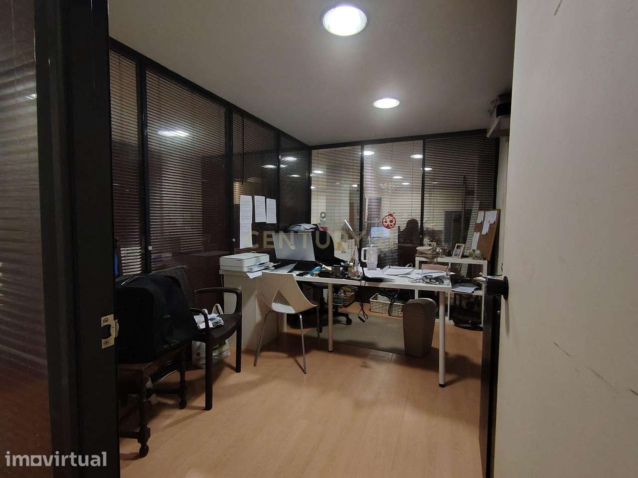 Loja com amplo Armazém — Ajuda, Lisboa - Grande imagem: 4/18