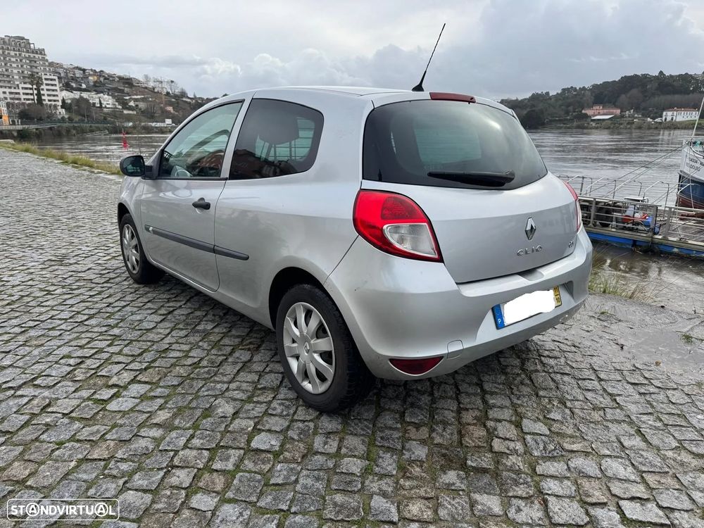 Renault clio 1.5 dci - 6