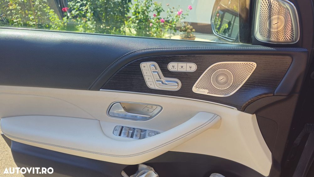Mercedes-Benz GLS - 8