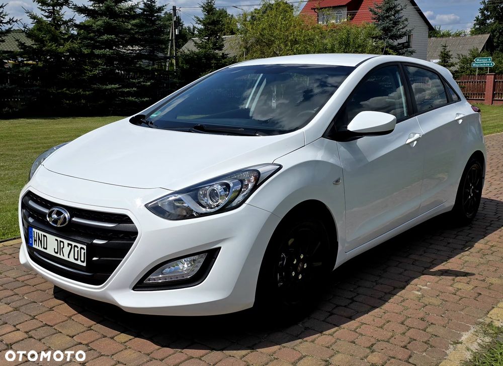 Hyundai i30 1.4 Classic + - 9