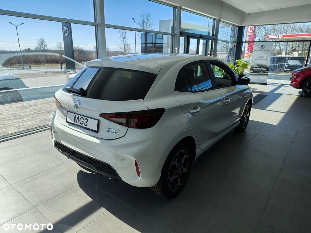 MG MG3 - 5