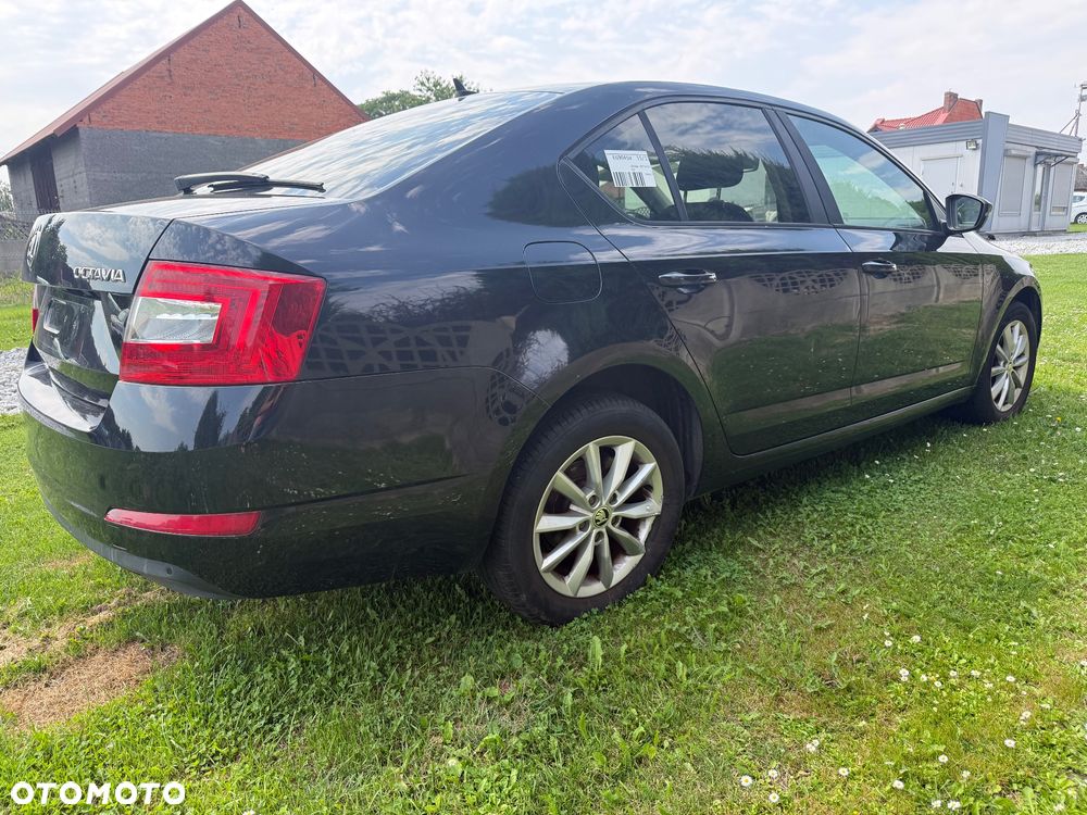Skoda Octavia 2.0 TDI DPF Elegance DSG - 3