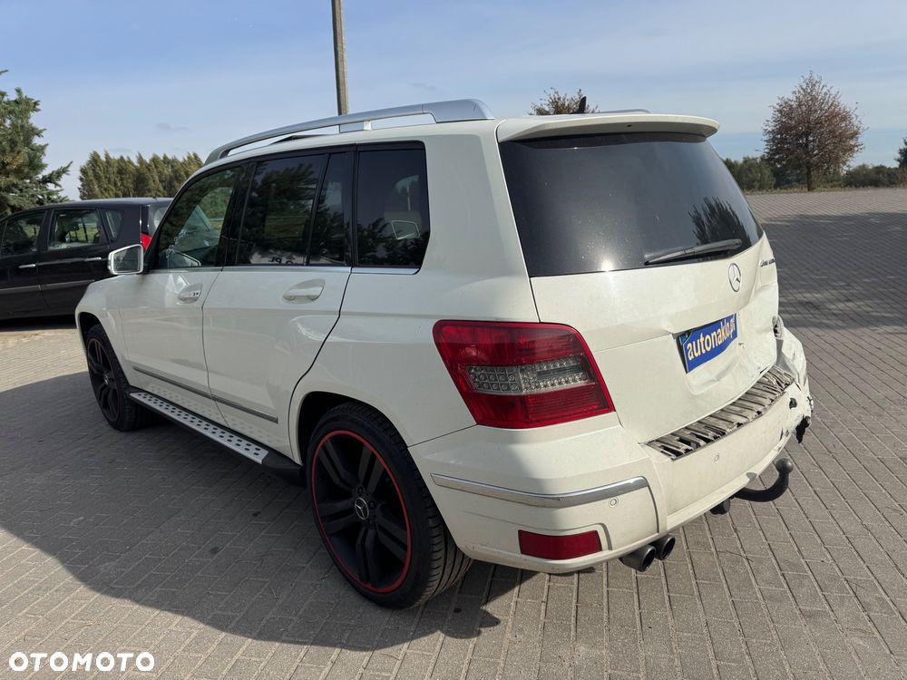 Mercedes-Benz GLK 320 CDI DPF 4Matic 7G-TRONIC - 3
