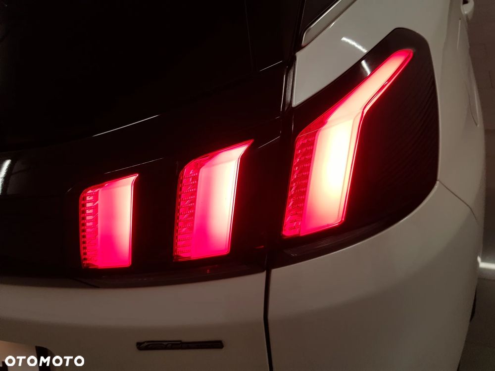 Peugeot 3008 ver-puretech-130-stop-start-gpf-eat8-gt - 36