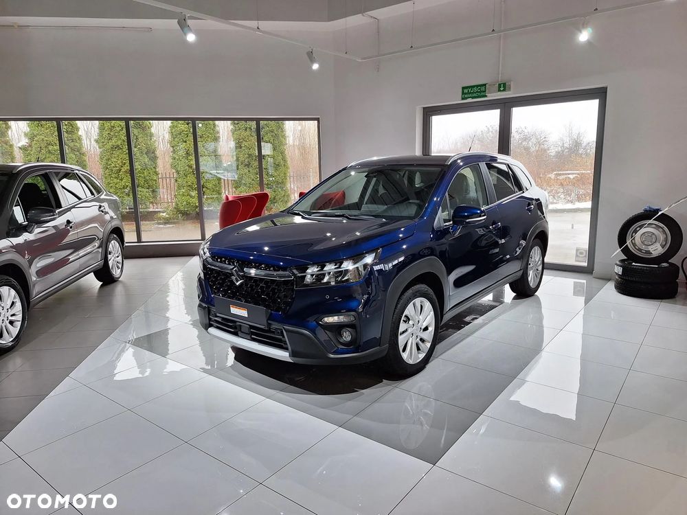 Suzuki S-Cross 1.4 BoosterJet mHEV Premium Plus SP - 36