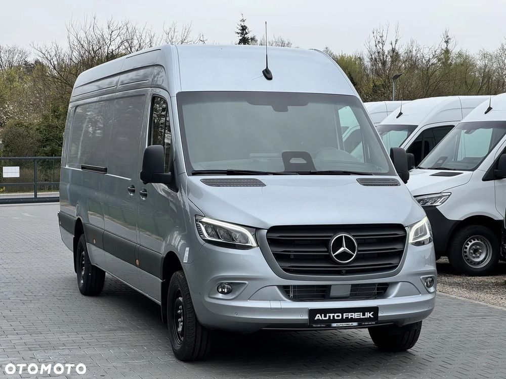 Mercedes-Benz Sprinter - 2