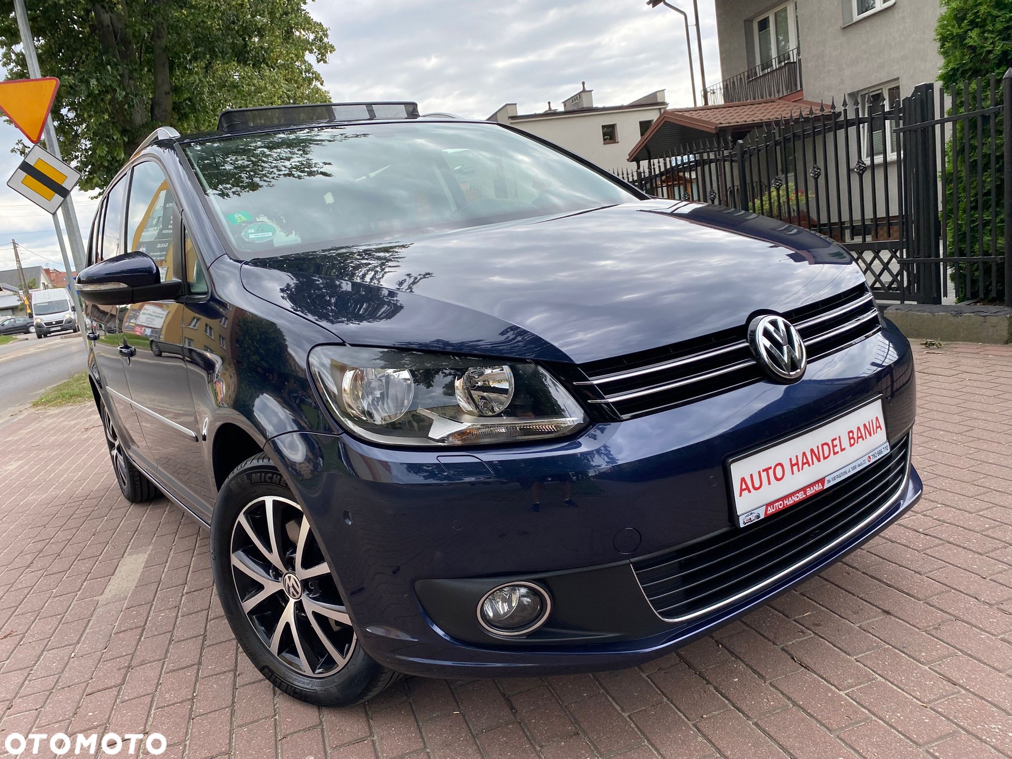 Volkswagen Touran 1.6 TDI DPF Comfortline DSG - 23
