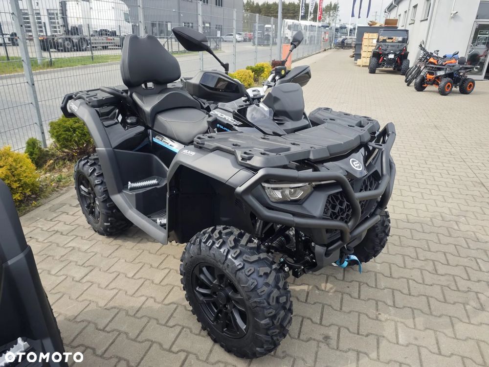 CFMoto CForce - 18