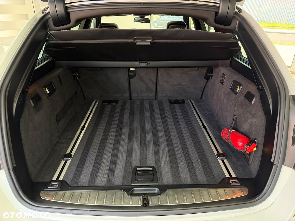 BMW Seria 5 525d xDrive - 18