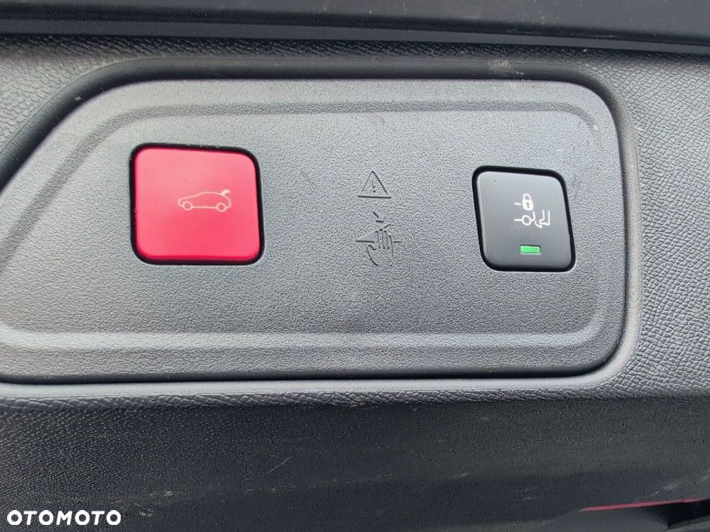 Peugeot 3008 1.2 PureTech Allure Pack S&S EAT8 - 14