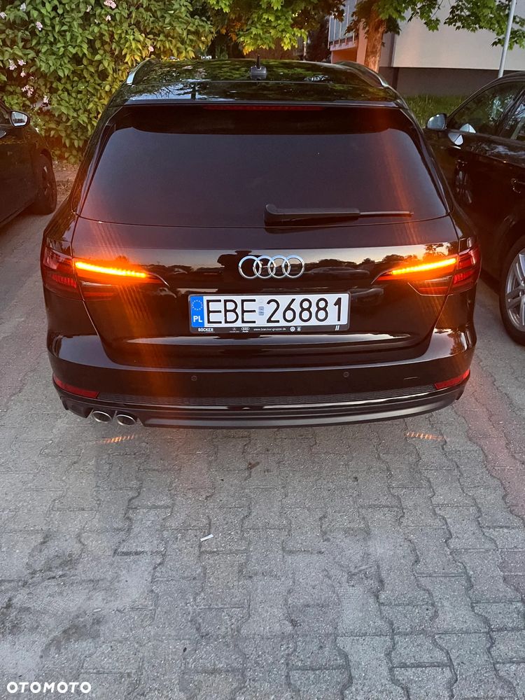Audi A4 Avant - 33