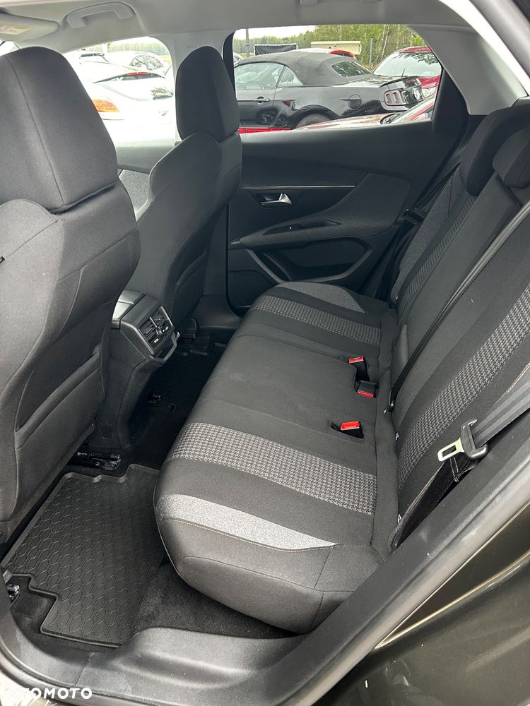 Peugeot 3008 - 16
