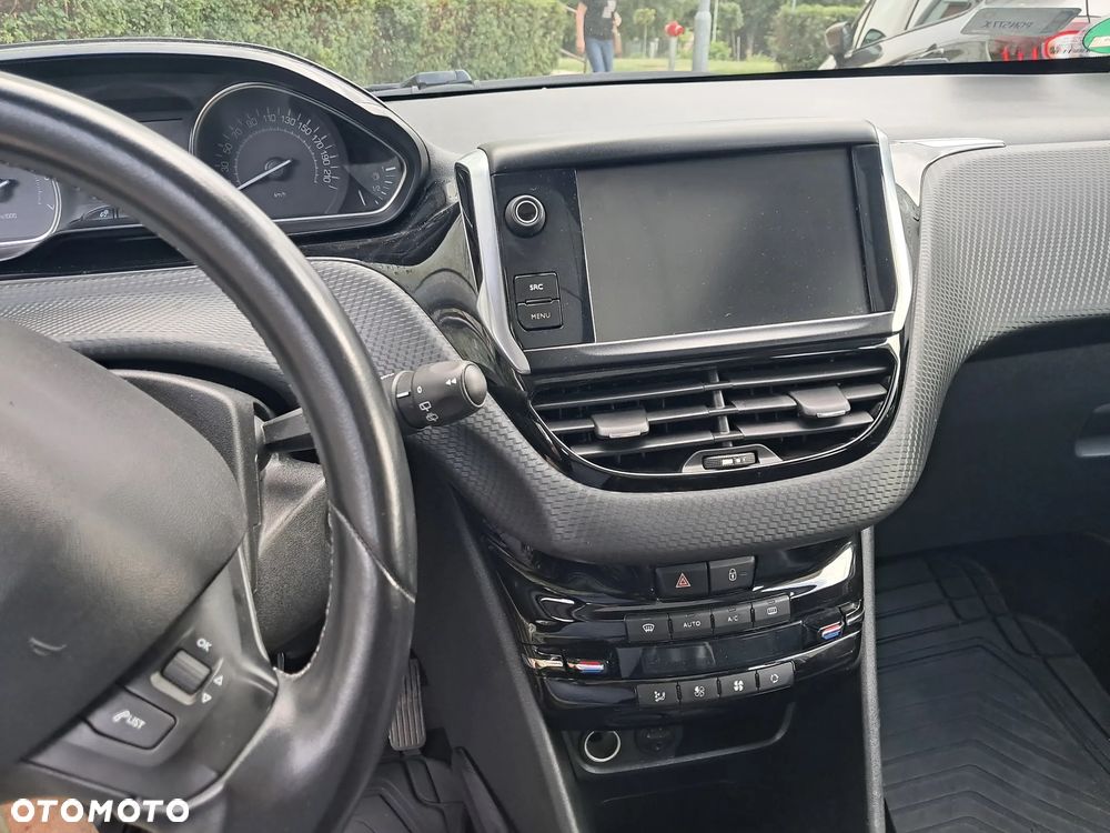 Peugeot 2008 PureTech 110 Stop&Start Allure - 10