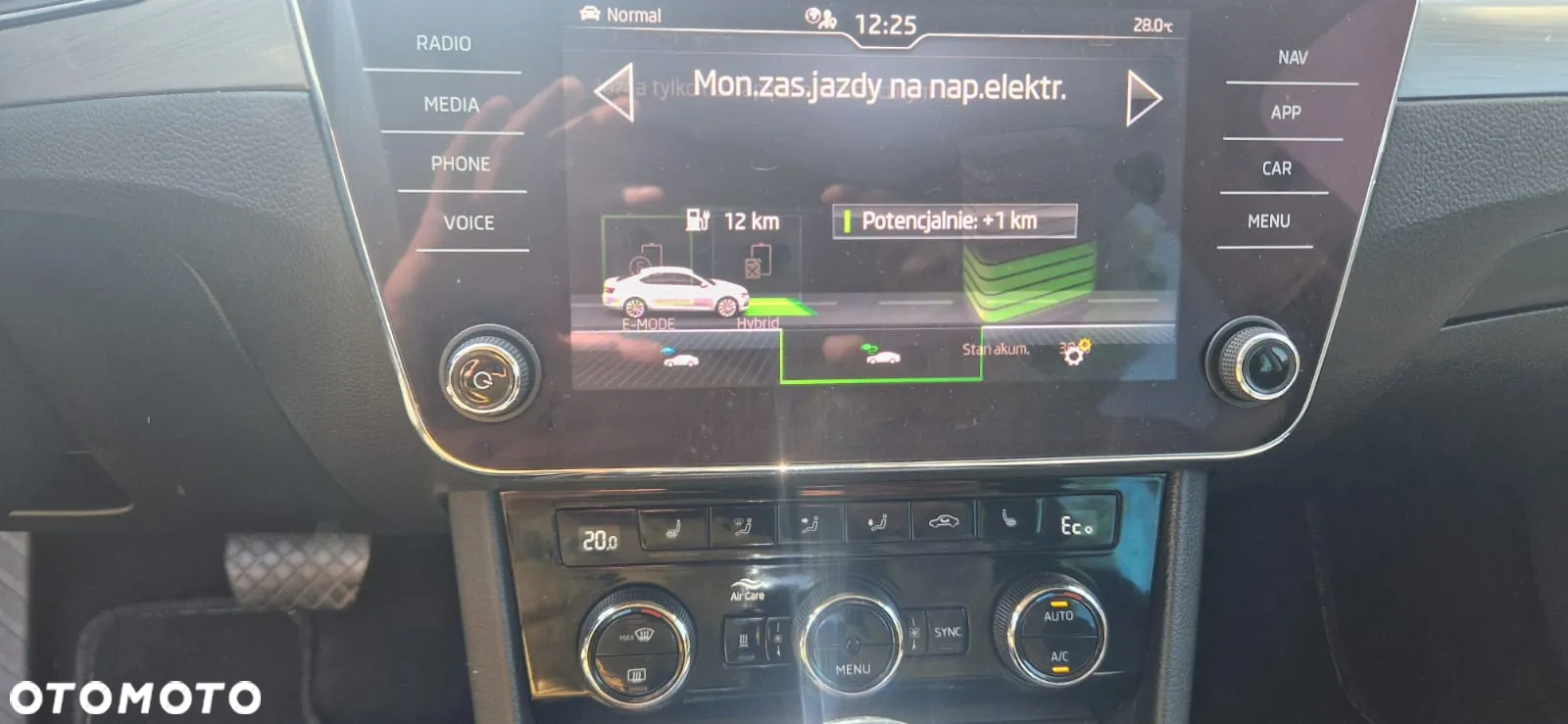 Skoda Superb ver-1-4-tsi-plug--in-hybrid-style-dsg - 36