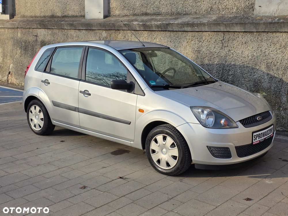 Ford Fiesta 1.3 - 4