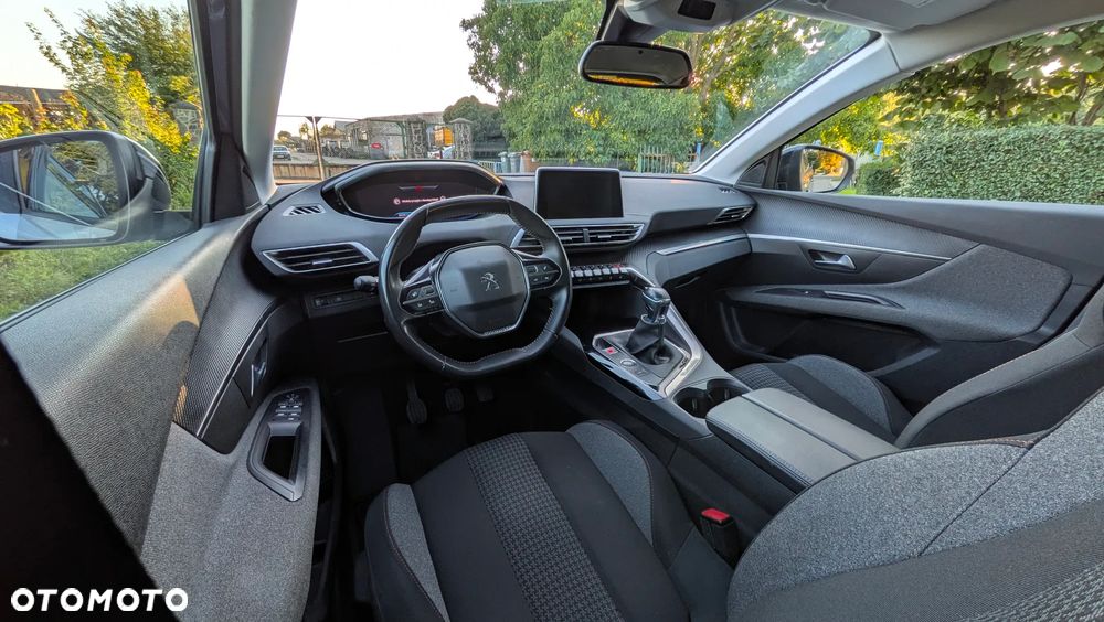 Peugeot 3008 1.5 BlueHDi Active Pack S&S - 16