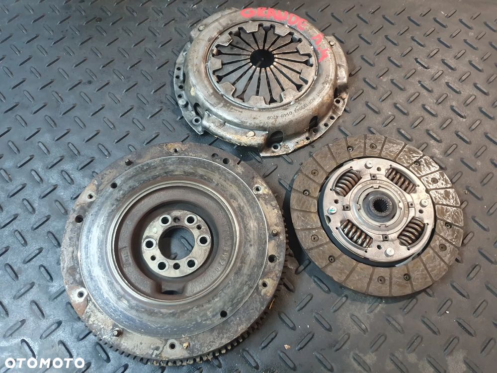 KOMPLETNE SPRZĘGŁO FIAT GRANDE PUNTO 1.4 77KM BENZYNA - 1
