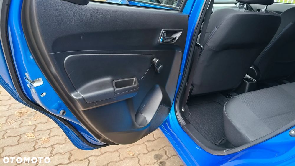 Suzuki Swift 1.2 Premium Plus - 23