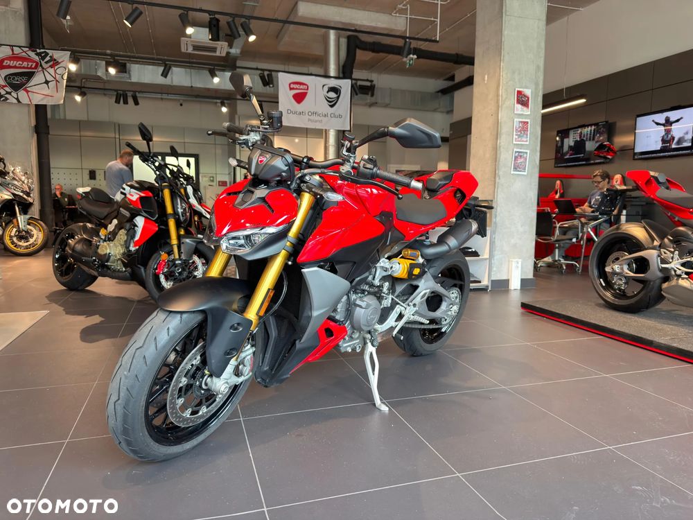 Ducati Streetfighter V2 - 7