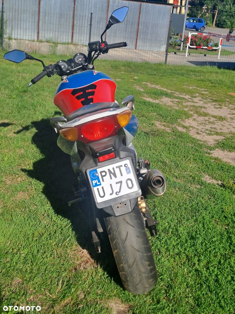 Honda CBF - 2
