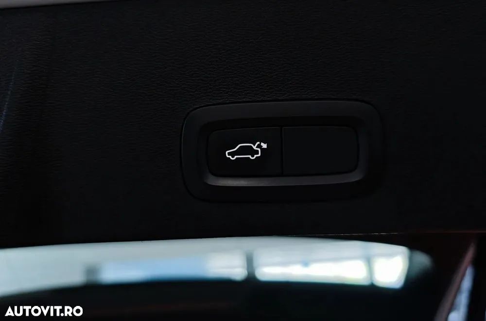 Volvo XC 40 T3 Geartronic RDesign - 14