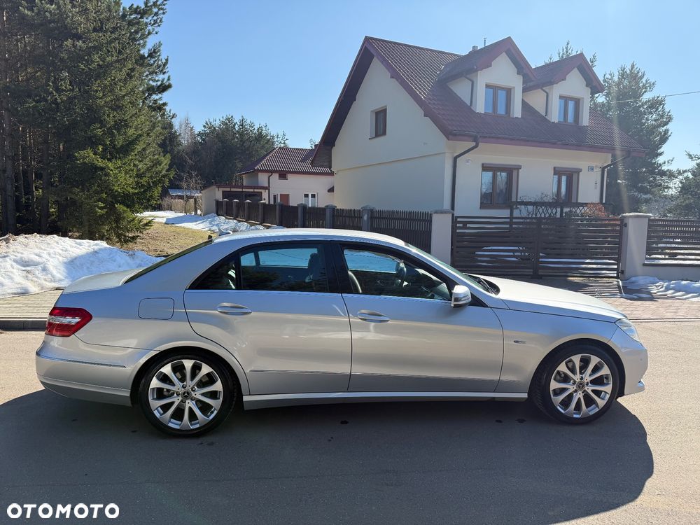 Mercedes-Benz Klasa E 350 CDI DPF 4Matic BlueEFFICIENCY 7G-TRONIC Avantgarde - 10