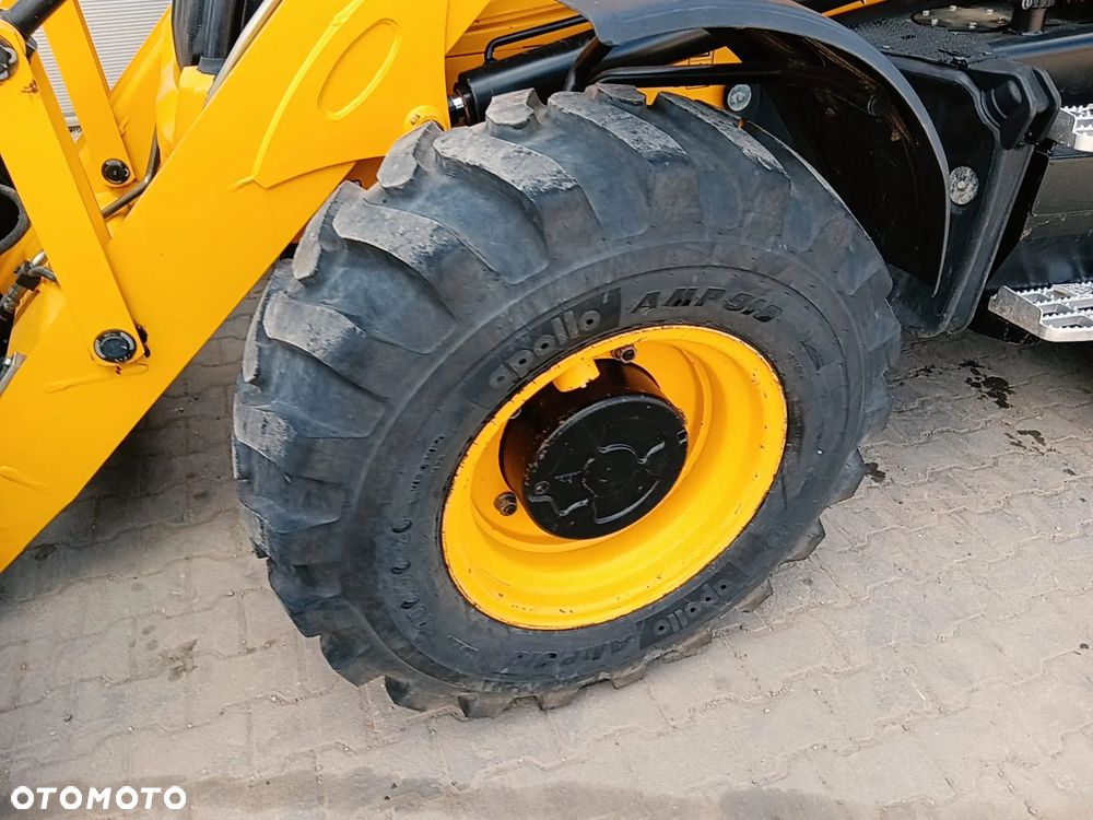 JCB 3CX - 6