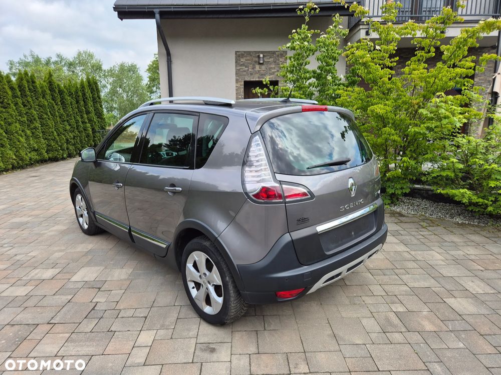 Renault Scenic Energy dCi 110 S&S Xmod Paris - 9