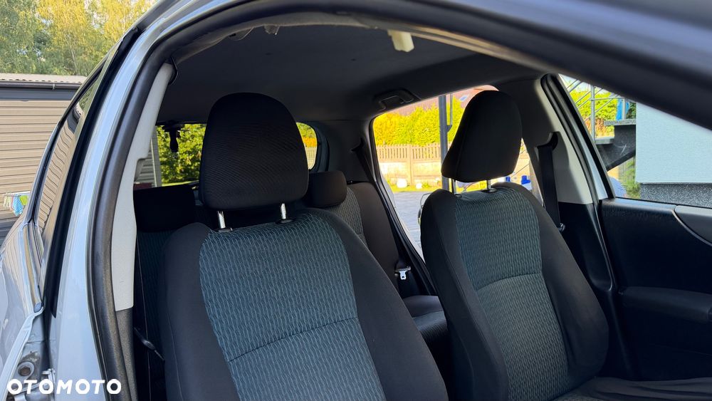 Toyota Yaris 1.33 Active - 4
