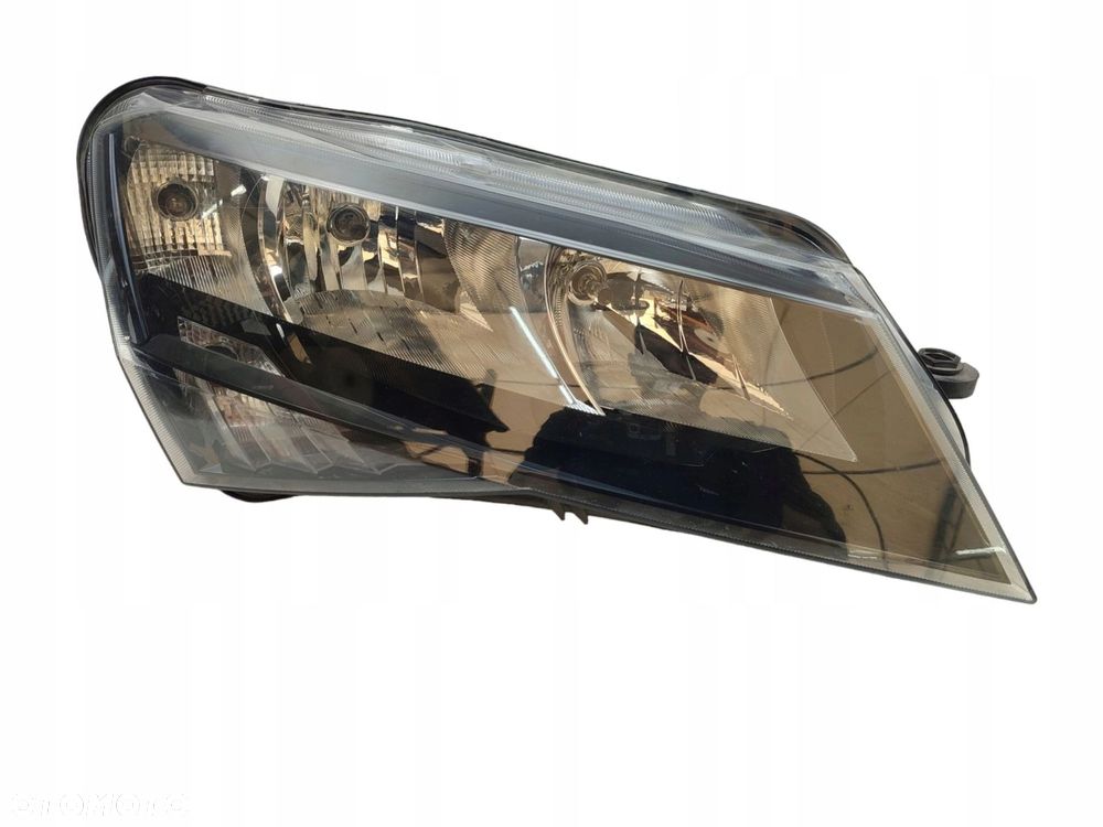 LAMPA PRAWY PRZÓD SKODA SUPERB III (2015-2019) 1.6 TDI 120KM 3V1941016 - 1