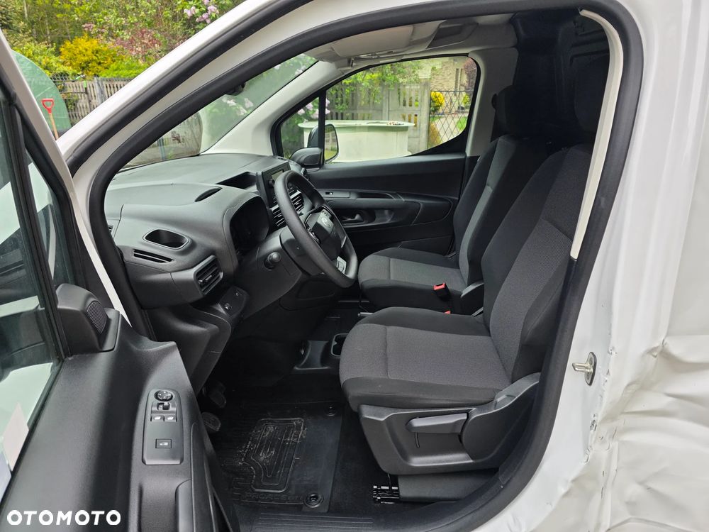 Toyota Proace City - 10