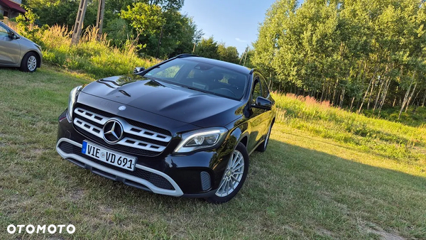 Mercedes-Benz GLA 180 (CDI) d 7G-DCT StreetStyle