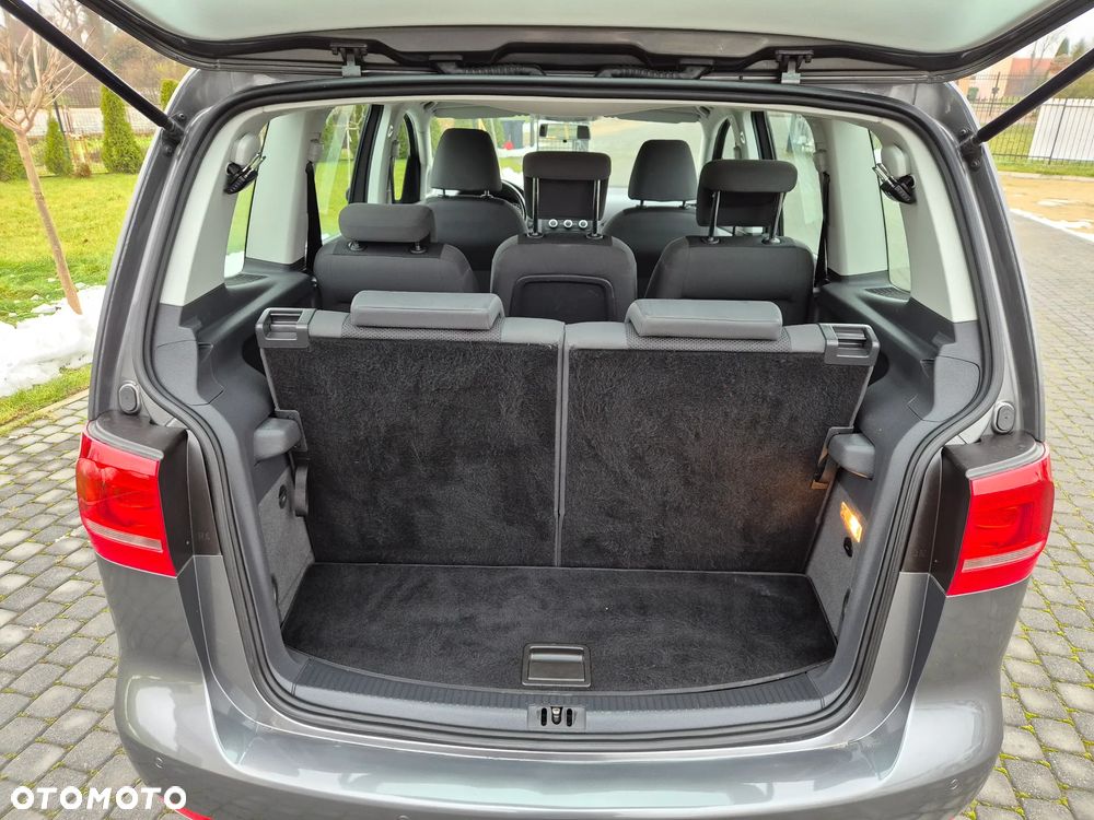 Volkswagen Touran 1.6 TDI DPF BlueMotion Technology DSG Comfortline - 33